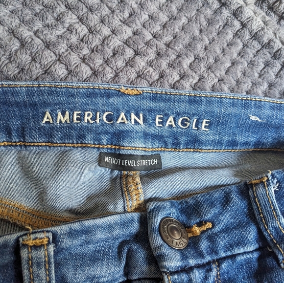 AE Curvy High Rise Jeggings - Picture 3 of 5